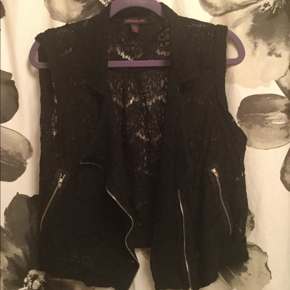 MATERIAL GIRL vest